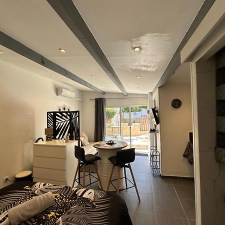Studio Dans Residence Taradeau Экстерьер фото