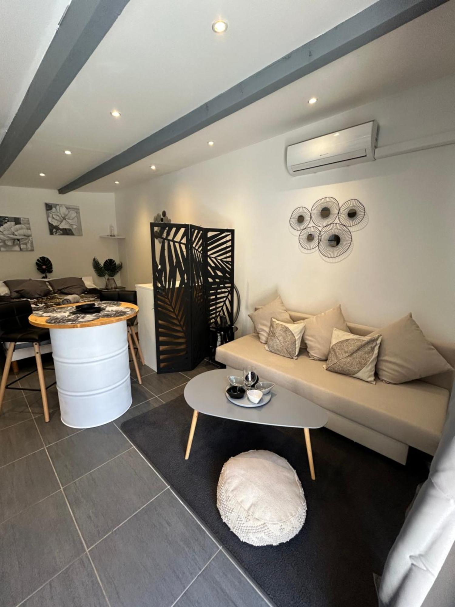 Studio Dans Residence Taradeau Экстерьер фото